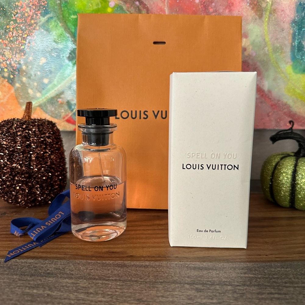 COPY - Louis Vuitton Spell On You